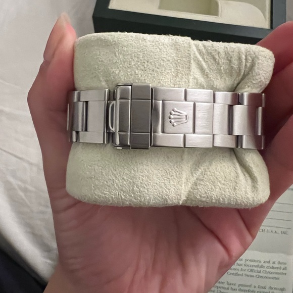 SOLD Rolex Explorer II - Picture 2 of 12